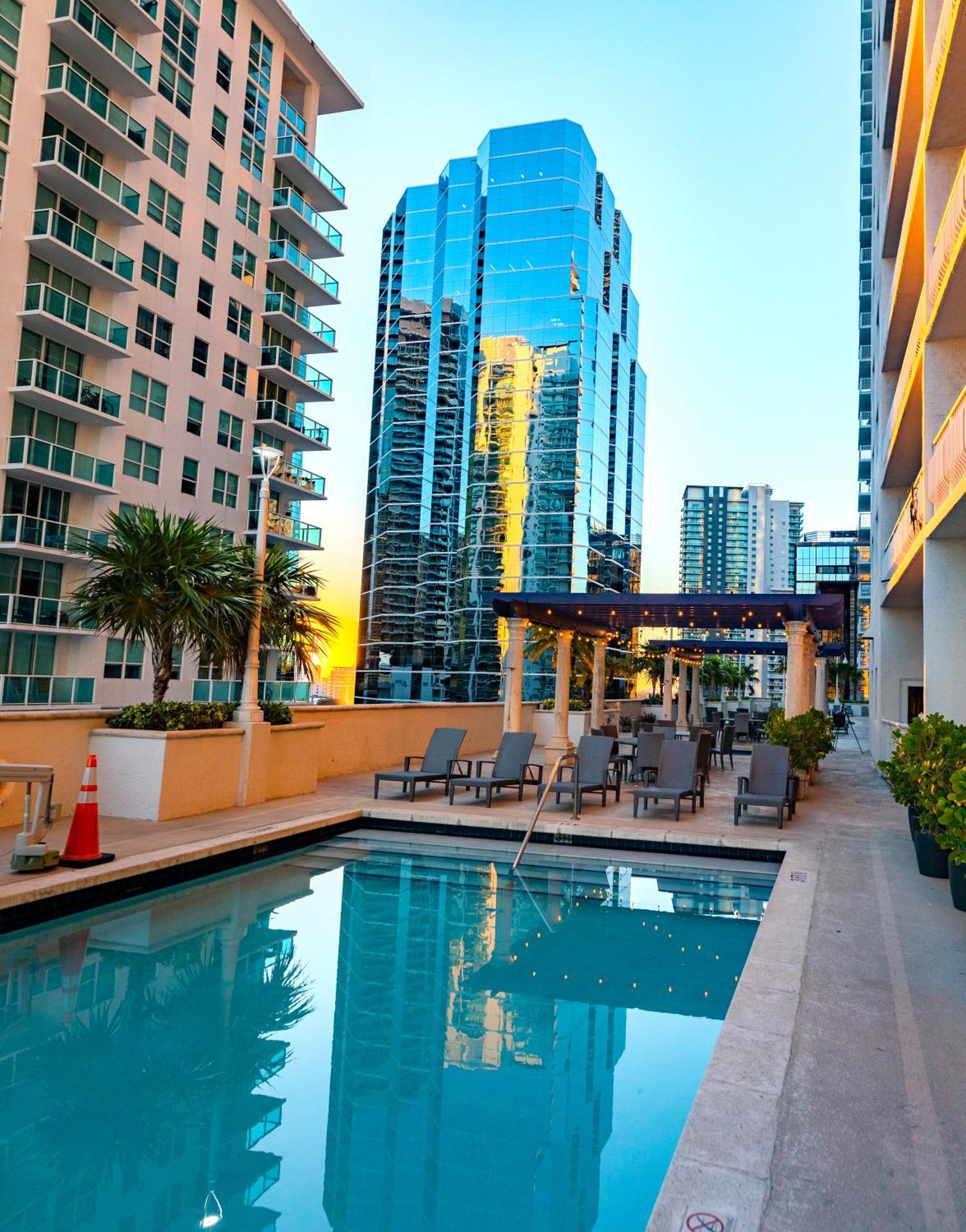 Studios In Brickell With Pool, Gym, Free Parking And Game Room Miami Exterior photo