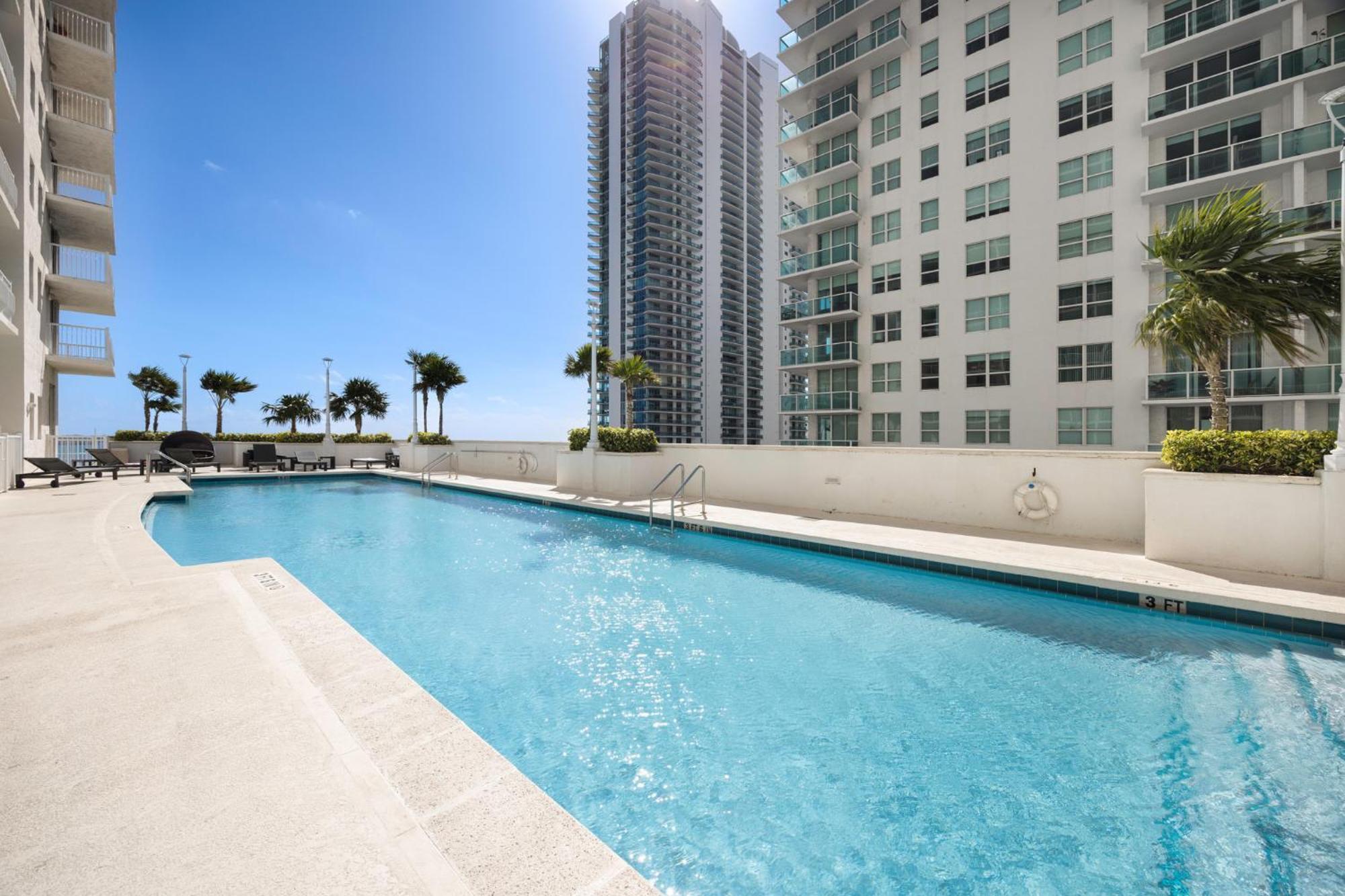 Studios In Brickell With Pool, Gym, Free Parking And Game Room Miami Exterior photo